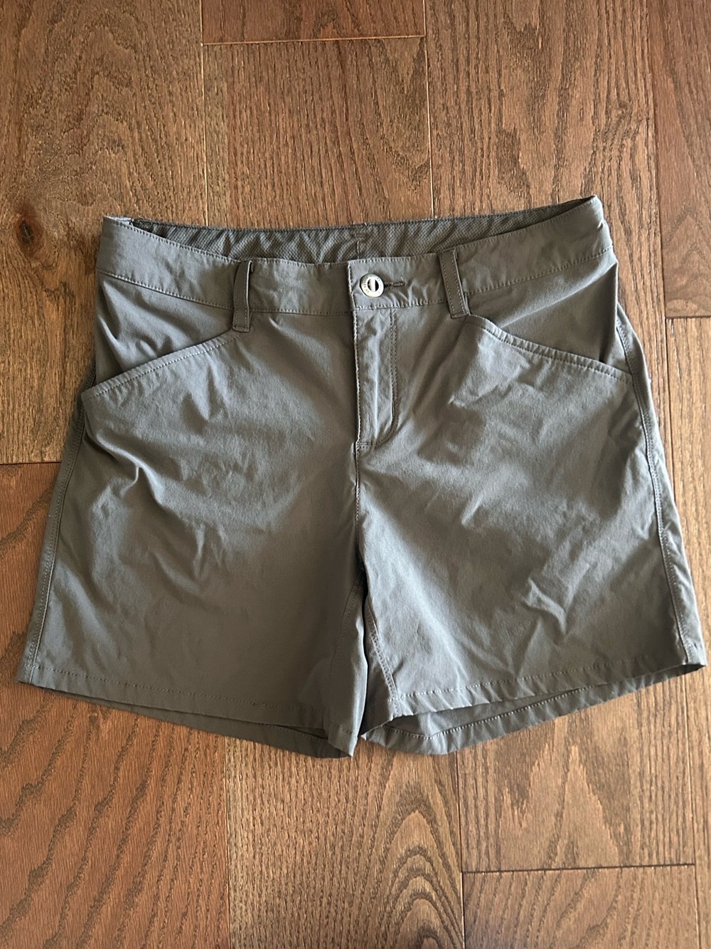 Patagonia Size 4 Women's Quandary Shorts